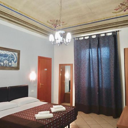 מלון פירנצה Adelaide House מראה חיצוני תמונה