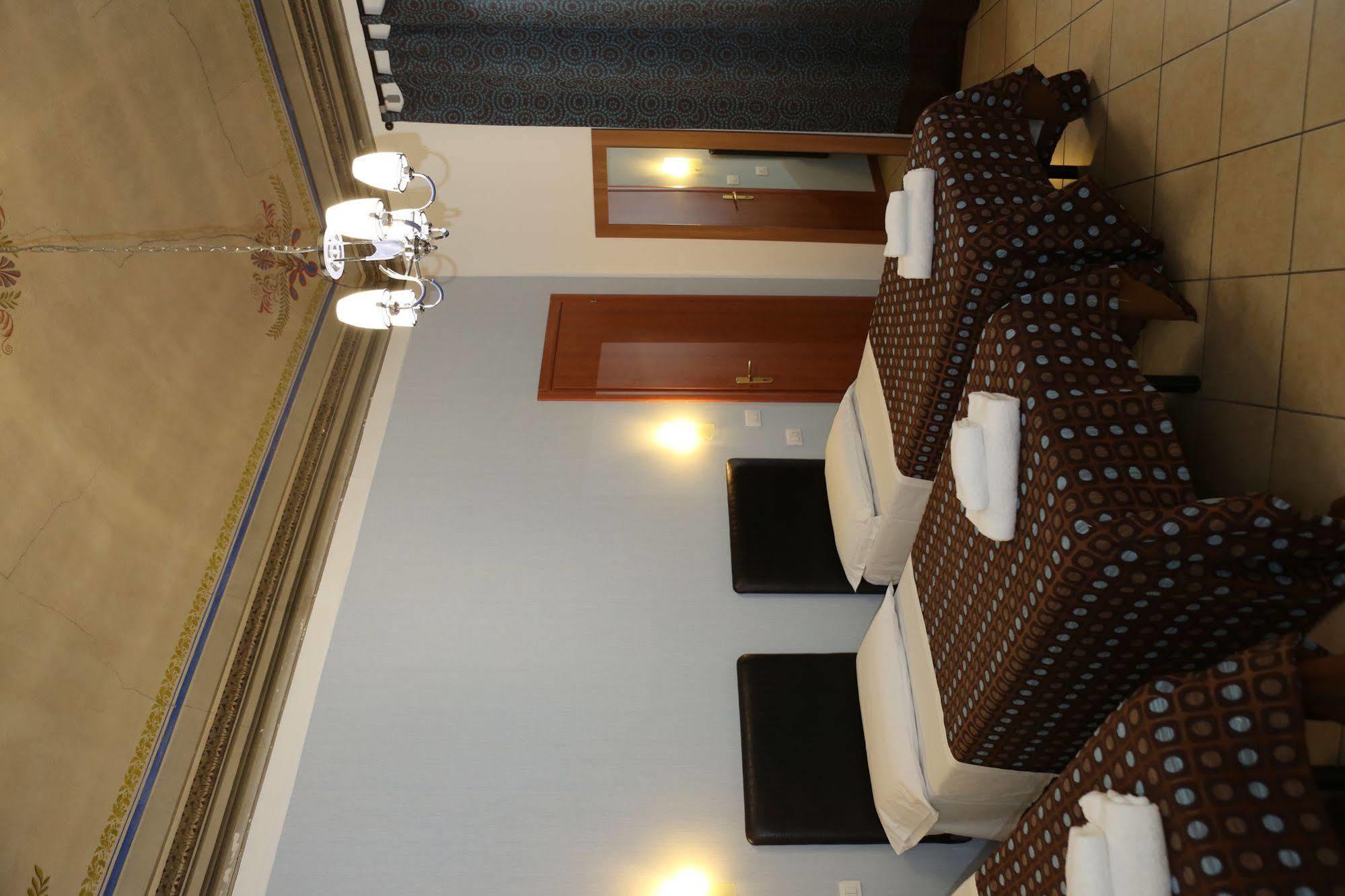 מלון פירנצה Adelaide House מראה חיצוני תמונה